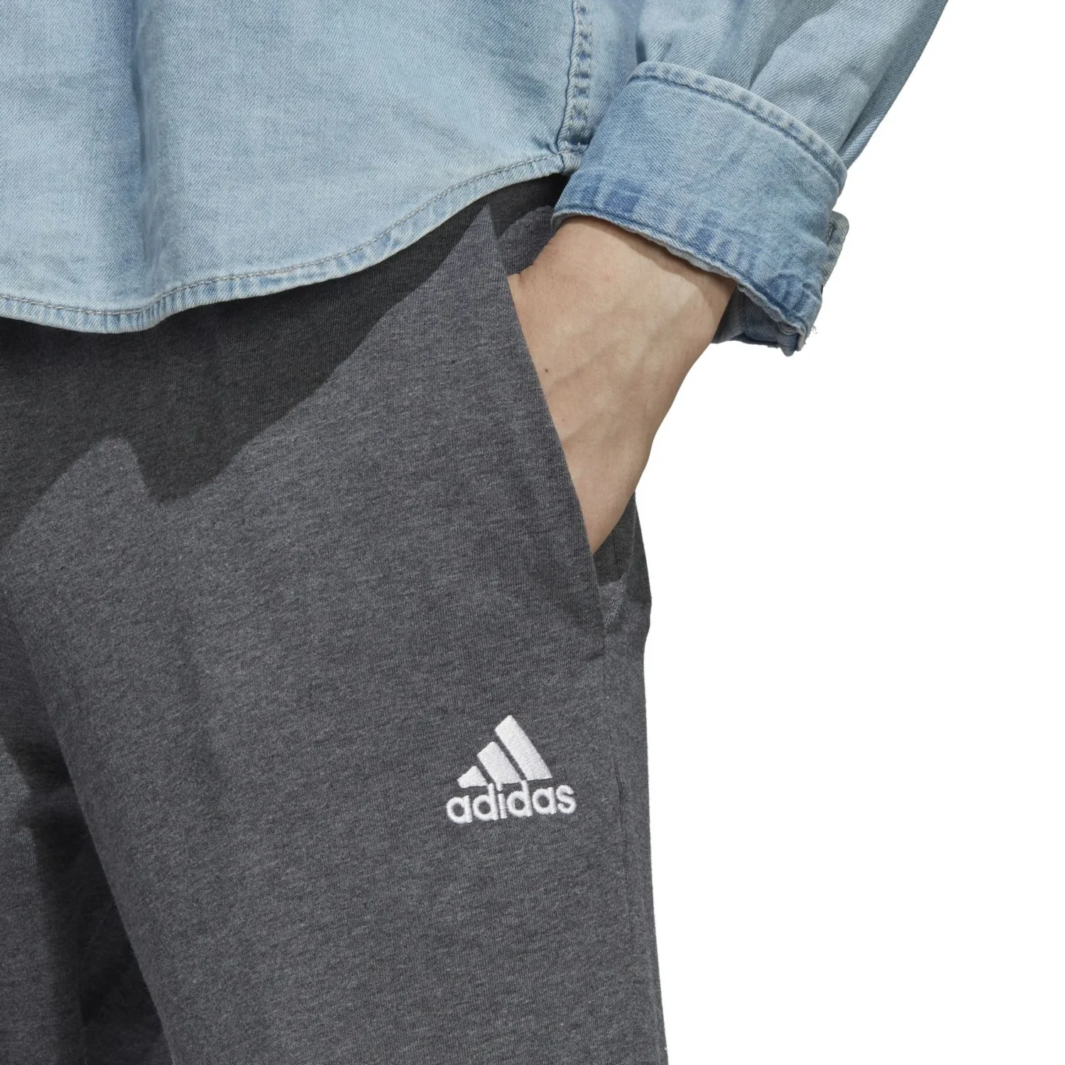اسپرت گیت | شلوار مردانه آدیداس مدل PANTS ESSENTIALS TEJIDO JERSEY PIERNA CÓNICA DOBLADILLO ABIERTO