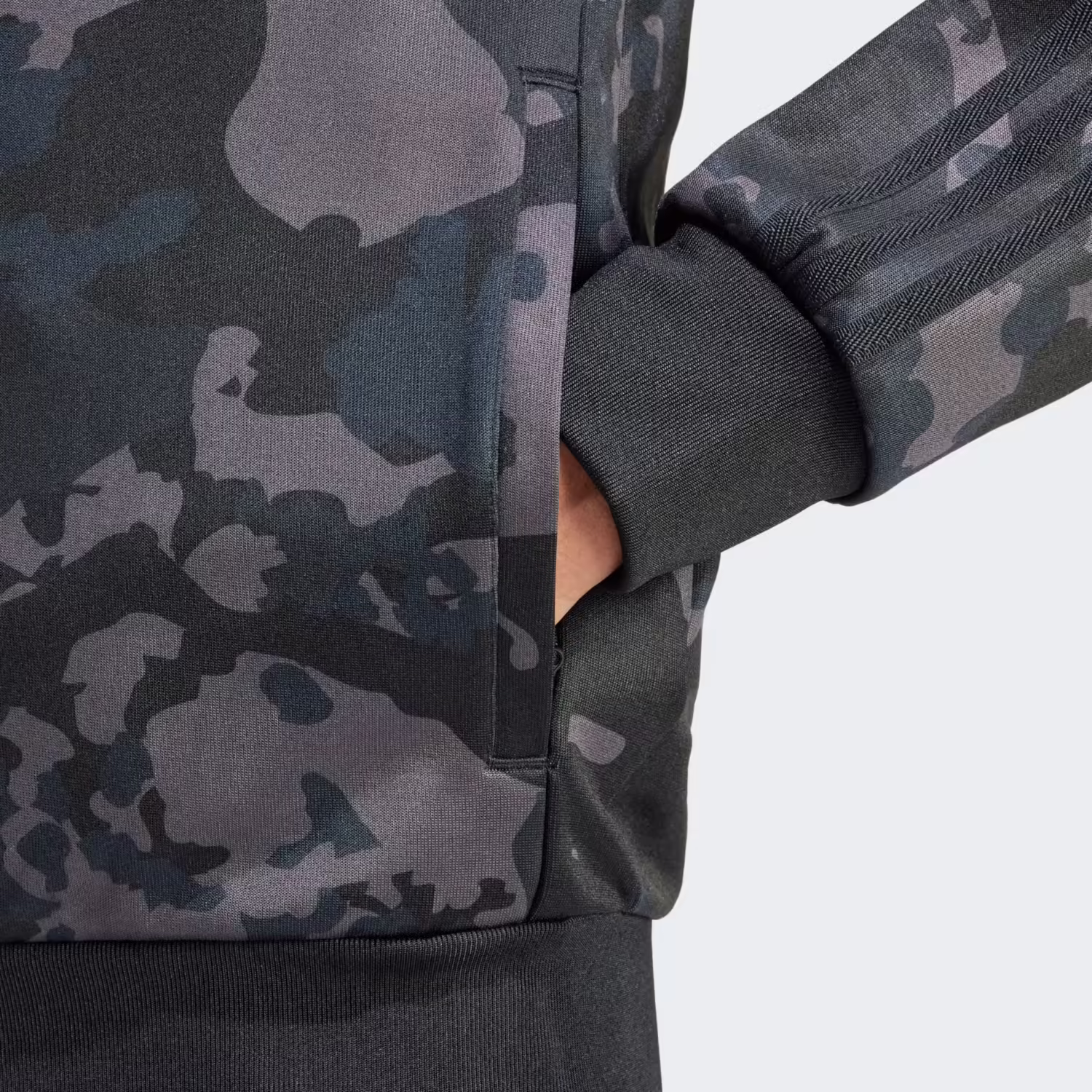 اسپرت گیت | سوییشرت مردانه آدیداس مدل Camo SSTR Track Top