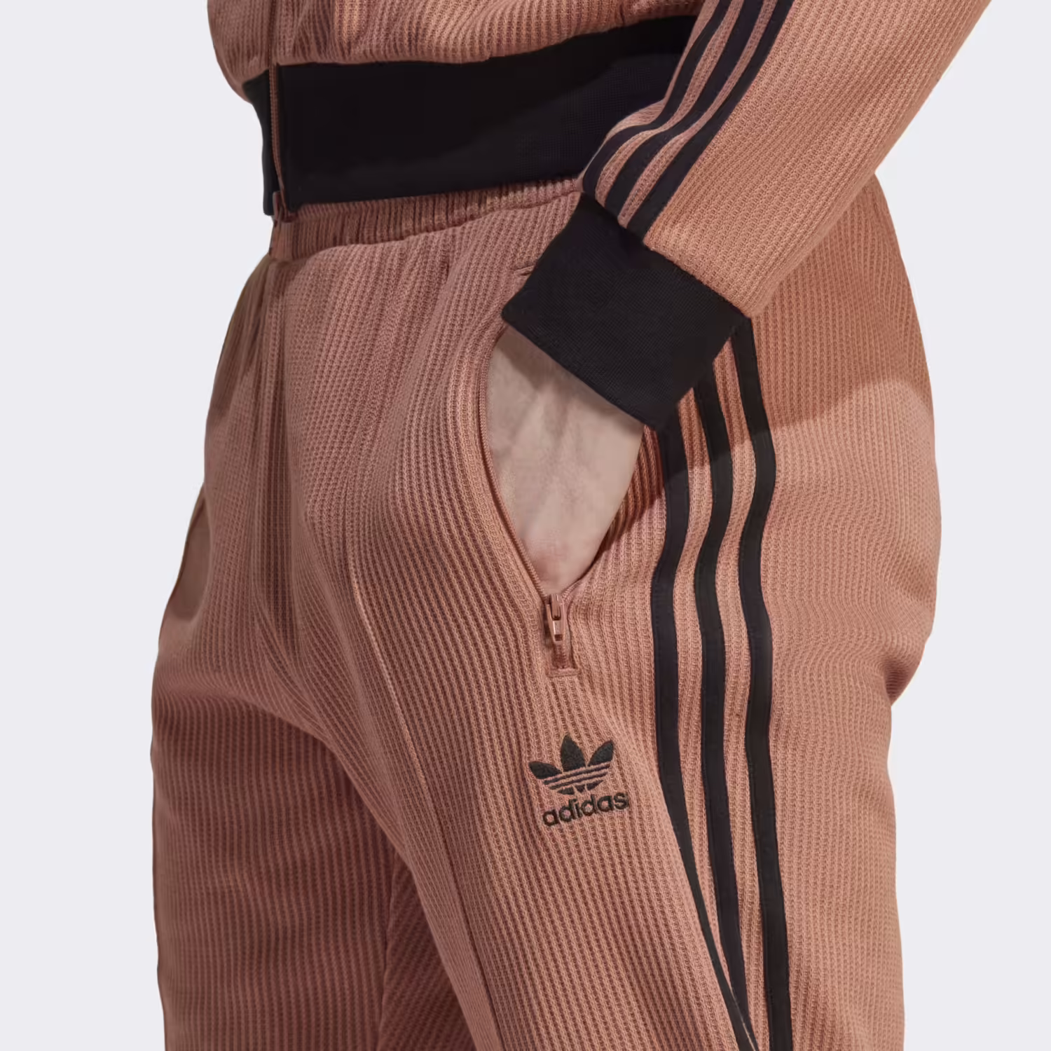 اسپرت گیت | شلوار مردانه آدیداس مدل ADICOLOR CLASSICS WAFFLE BECKENBAUER TRACK PANTS