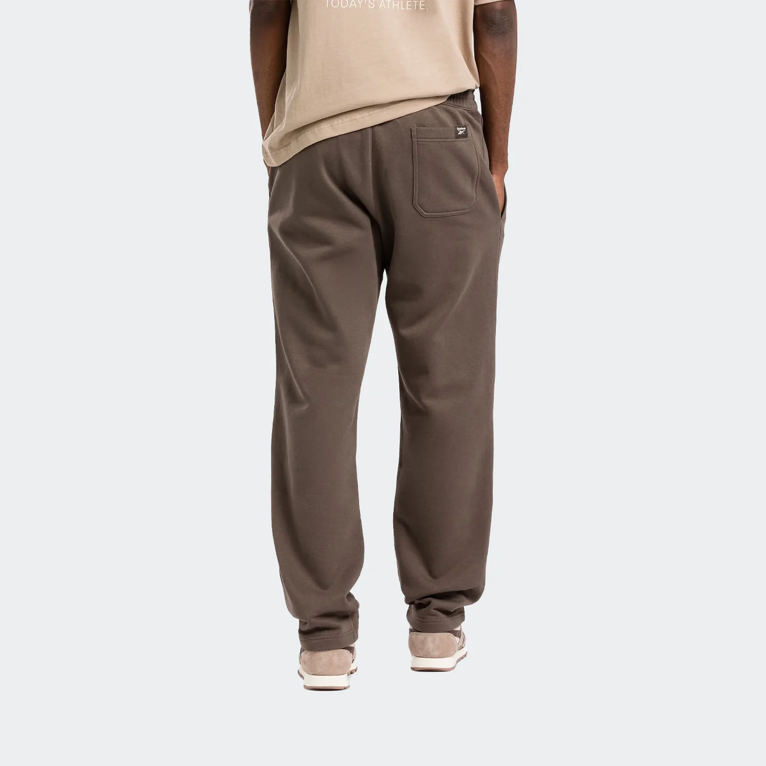 100070974 (2) شلوار مردانه ریباک شلوار مردانه ریباک مدل Classic Wide-leg Fleece Sweatpants - Image 3