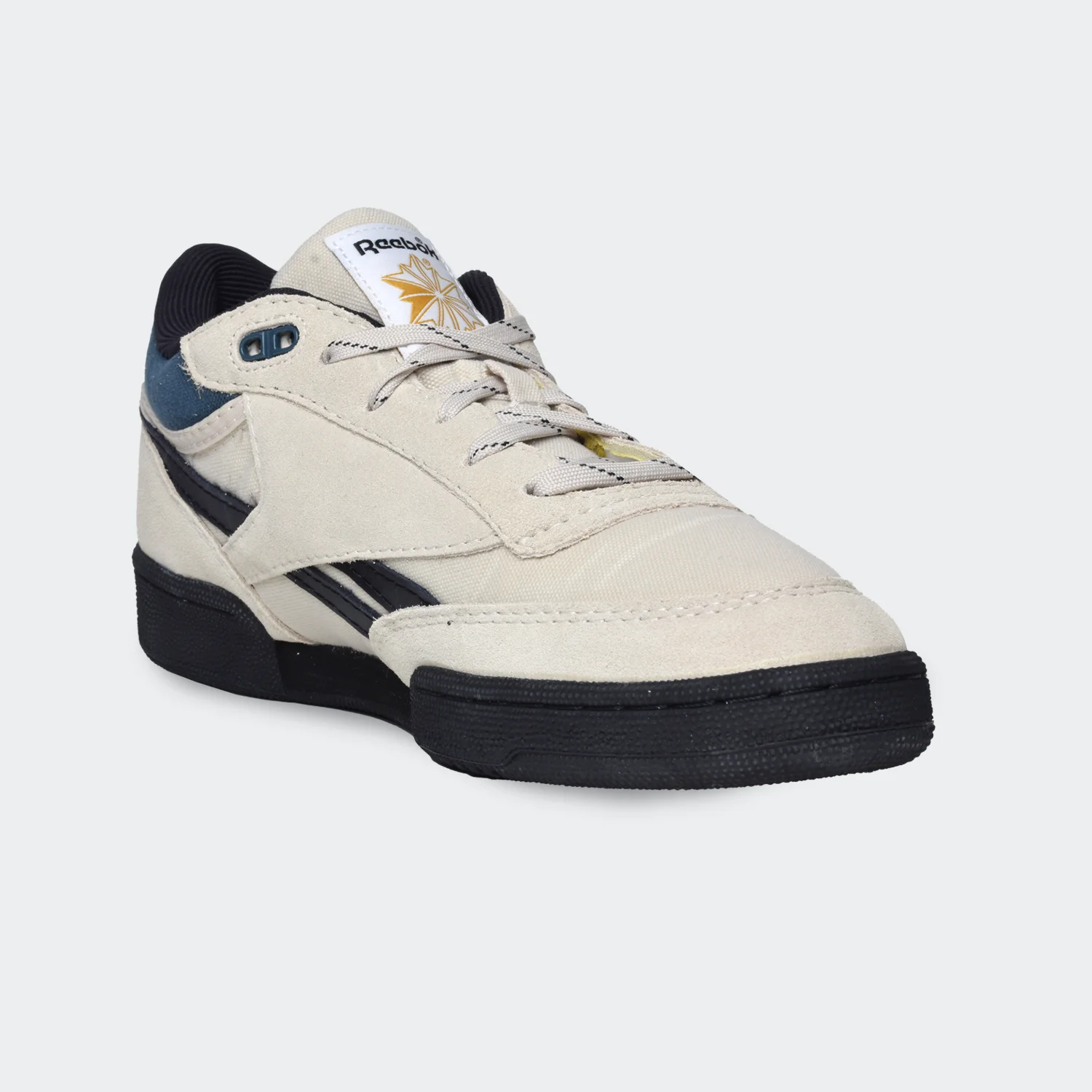 کفش کلاسیک مردانه ریباک مدل Reebok Club C Mid II Revenge Vintage