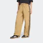 شلوار زنانه آدیداس مدل 3-Stripes Woven Parachute Pants